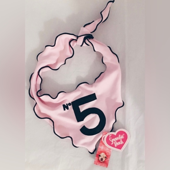 No.5 Bandanna - Picture 1 of 3